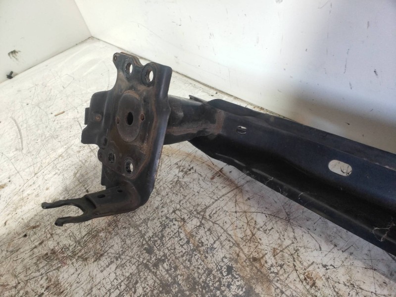 Recambio de refuerzo paragolpes delantero para volkswagen touareg (7la) tdi v10 referencia OEM IAM 7L0807109E  