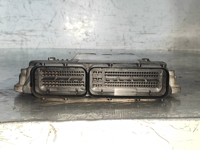 Recambio de centralita motor uce para volkswagen touareg (7la) tdi v10 referencia OEM IAM 0281011481 070906016AA 