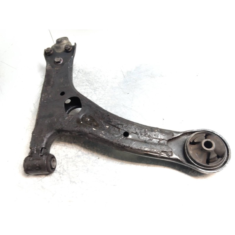 Recambio de brazo suspension inferior delantero izquierdo para toyota avensis berlina (t25) 2.0 16v cat referencia OEM IAM   