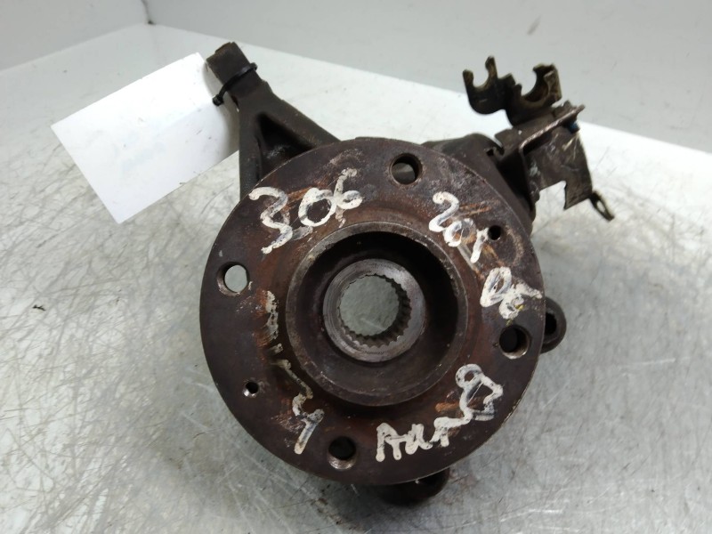 Recambio de mangueta delantera derecha para peugeot 306 berlina 3/5 puertas (s1) xsi referencia OEM IAM    Recambio de mangueta delantera derecha para peugeot 306 berlina 3/5 puertas (s1) xsi referencia OEM IAM