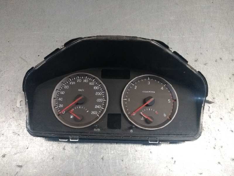 Recambio de cuadro instrumentos para volvo v50 familiar 2.0 d kinetic referencia OEM IAM 30786344 69594880T 8602879 36002714