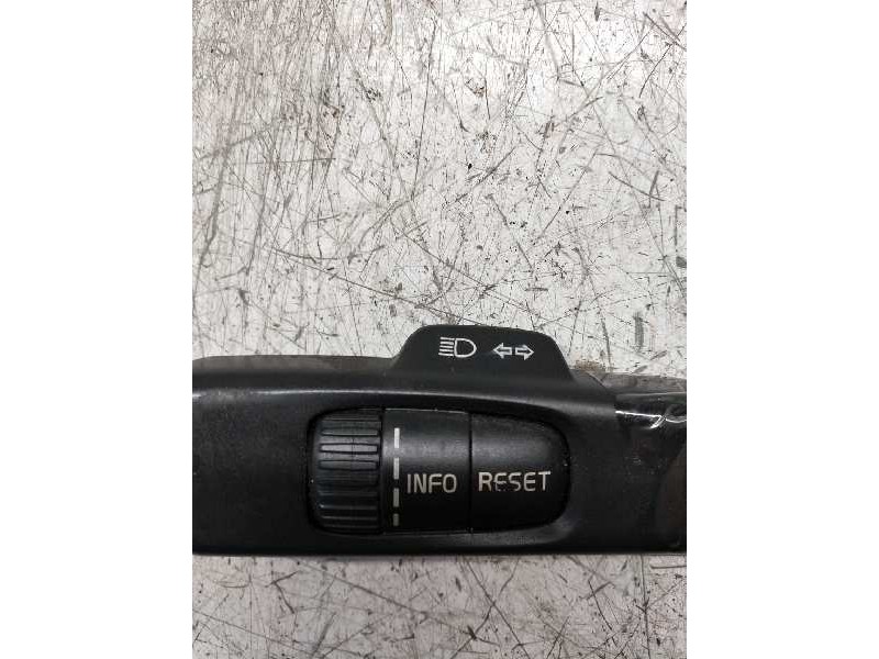 Recambio de mando luces para volvo v50 familiar 2.0 d kinetic referencia OEM IAM   8682868