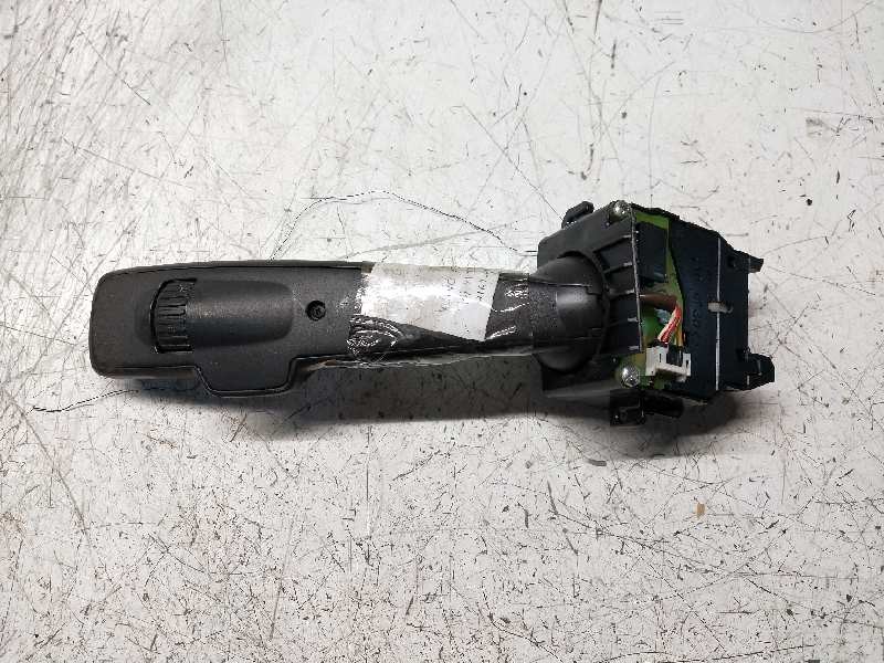 Recambio de mando luces para volvo v50 familiar 2.0 d kinetic referencia OEM IAM   8682868