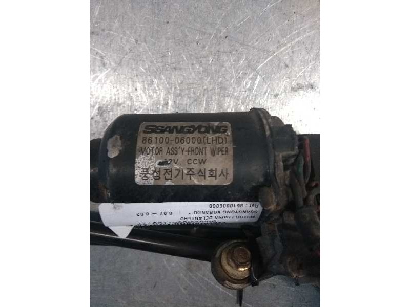 Recambio de motor limpia delantero para ssangyong korando referencia OEM IAM 8610006000  