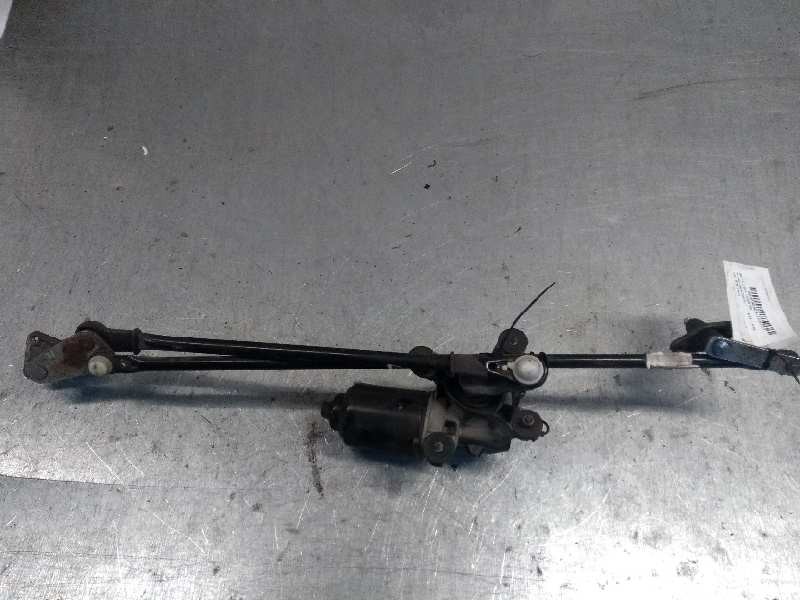 Recambio de motor limpia delantero para ssangyong korando referencia OEM IAM 8610006000  