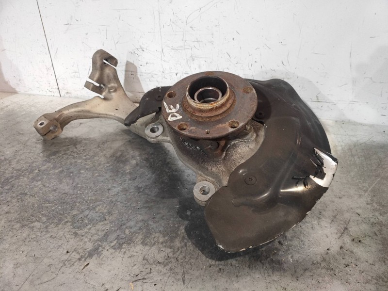 Recambio de mangueta delantera derecha para audi a6 avant (4f5) 2.4 quattro referencia OEM IAM   