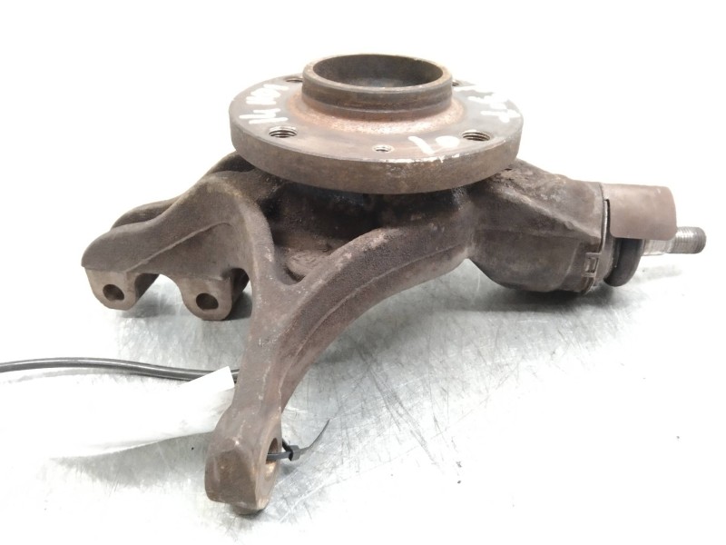 Recambio de mangueta delantera derecha para peugeot 307 (s1) xn referencia OEM IAM   