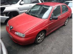 alfa romeo 146 del año 2000