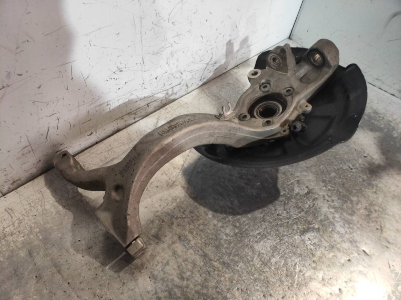 Recambio de mangueta delantera derecha para audi a6 avant (4f5) 2.4 quattro referencia OEM IAM   