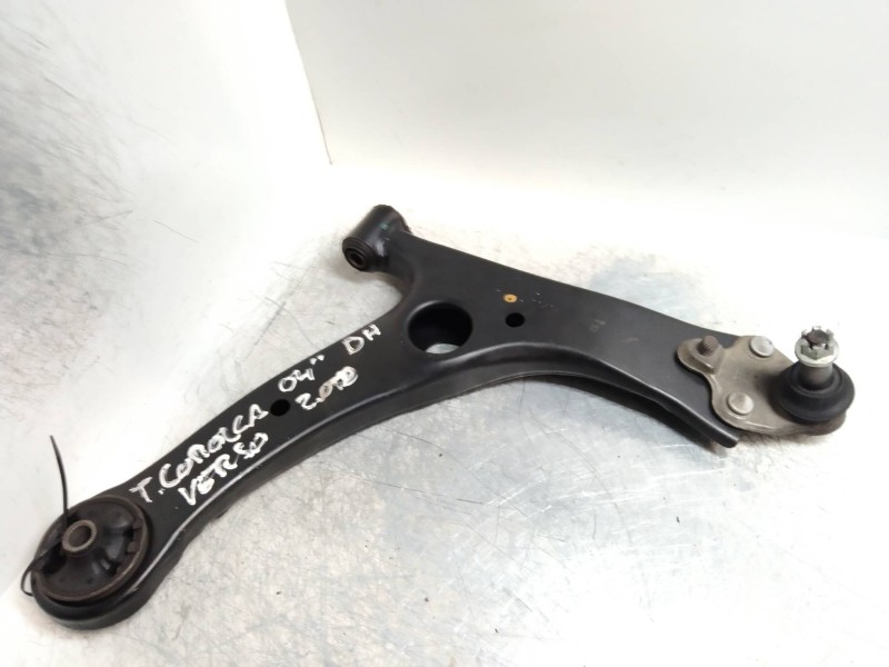Recambio de brazo suspension inferior delantero derecho para toyota corolla (e12) 2.0 d-4d sol berlina referencia OEM IAM   
