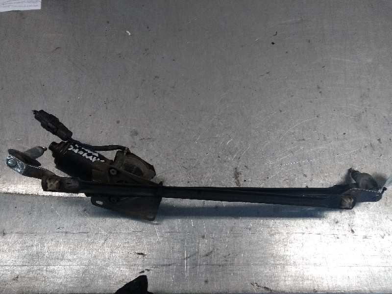 Recambio de motor limpia delantero para ssangyong family 2.5 referencia OEM IAM 861000391  