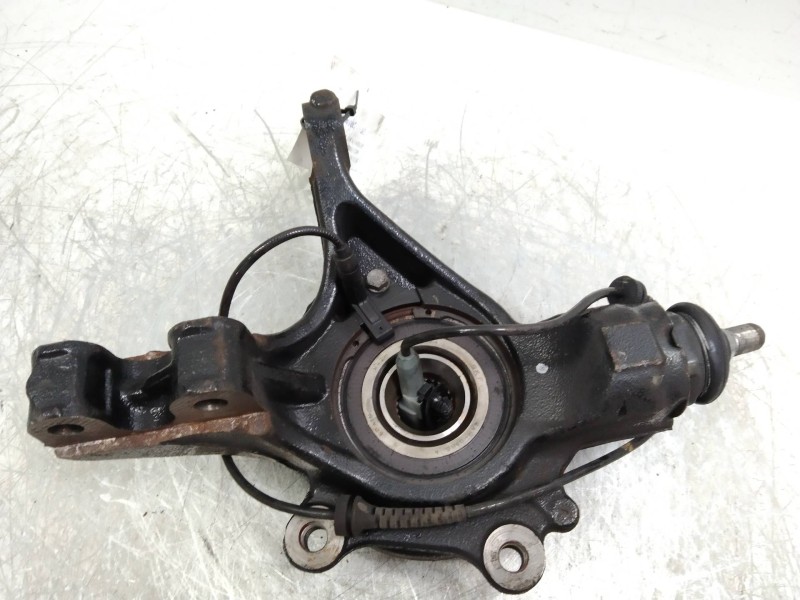 Recambio de mangueta delantera derecha para peugeot 308 1.6 hdi fap referencia OEM IAM   