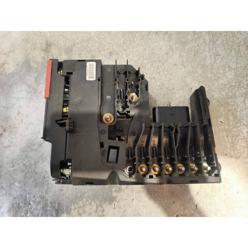 Recambio de caja reles / fusibles para mercedes clase cls (w218) cls 350 cdi be (218.323) referencia OEM IAM 2125400024 22271011