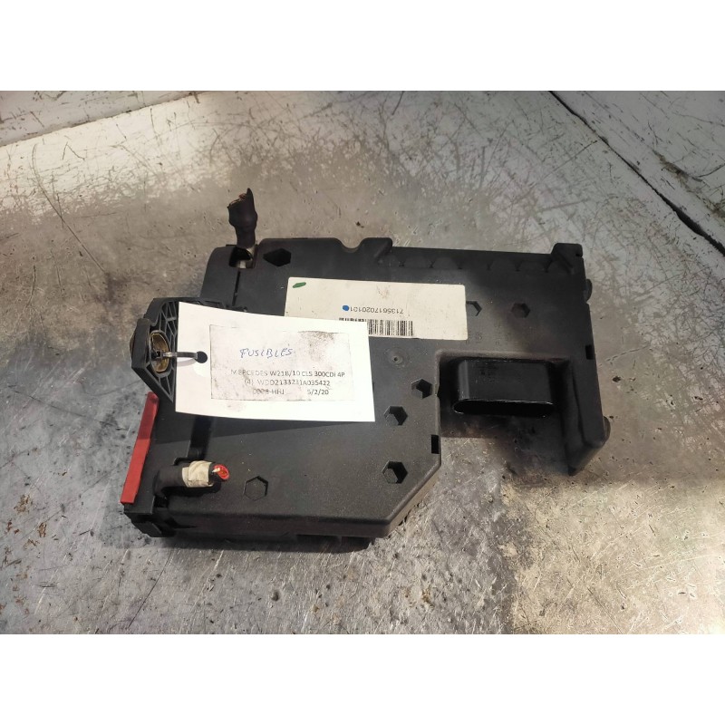 Recambio de caja reles / fusibles para mercedes clase cls (w218) cls 350 cdi be (218.323) referencia OEM IAM 2125400024 22271011