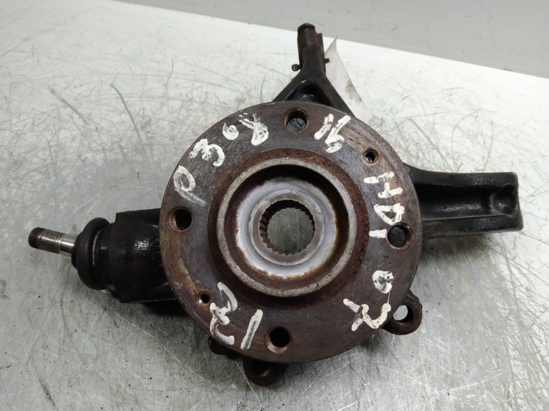 Recambio de mangueta delantera derecha para peugeot 308 1.6 hdi fap cat (9hz / dv6ted4) referencia OEM IAM   