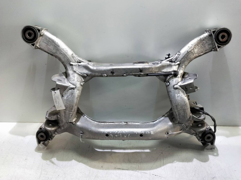 Recambio de puente trasero para nissan 350 z (z33) 3.5 v6 cat referencia OEM IAM   