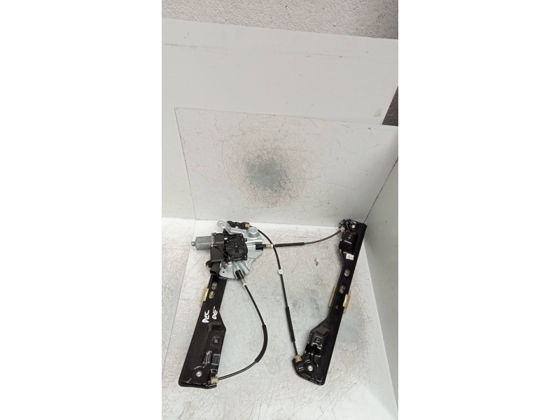 Recambio de elevalunas delantero derecho para opel zafira tourer selective referencia OEM IAM 966436201  