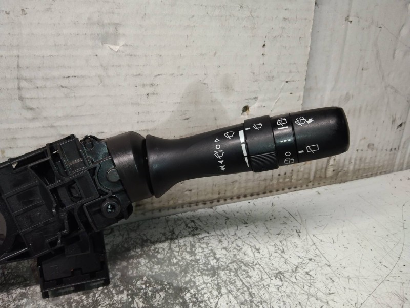 Recambio de mando luces para toyota auris básico referencia OEM IAM 17F001 17F144 