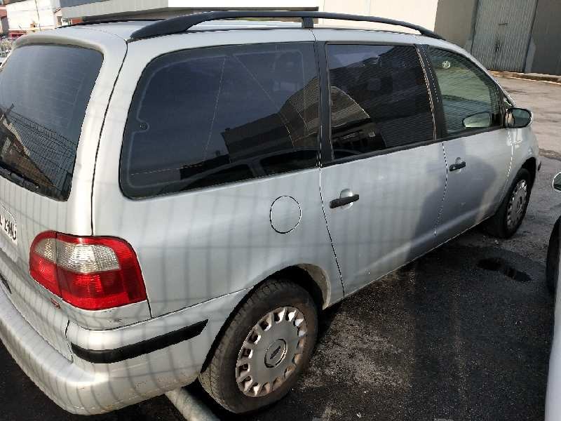ford galaxy (vy) del año 2001