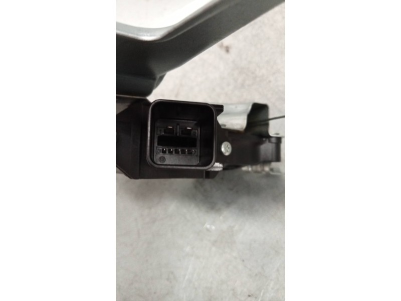 Recambio de elevalunas trasero derecho para opel zafira tourer selective referencia OEM IAM 13260142RH  