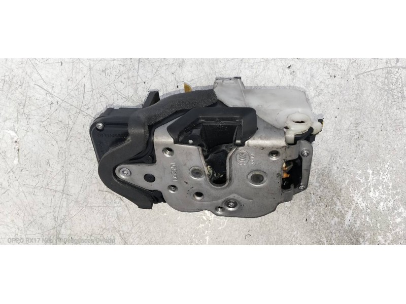 Recambio de motor cierre centralizado delantero izquierdo para opel zafira tourer selective referencia OEM IAM 13579522  