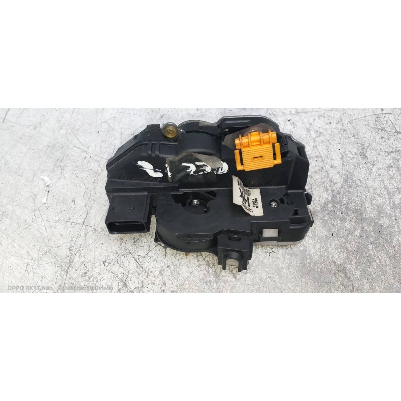 Recambio de motor cierre centralizado delantero izquierdo para opel zafira tourer selective referencia OEM IAM 13579522  