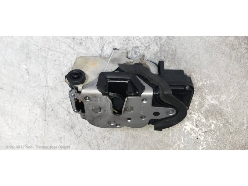 Recambio de motor cierre centralizado trasero derecho para opel zafira tourer selective referencia OEM IAM 13579566  