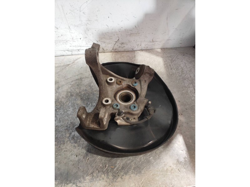 Recambio de mangueta trasera derecha para audi a6 avant (4f5) 2.4 quattro referencia OEM IAM   