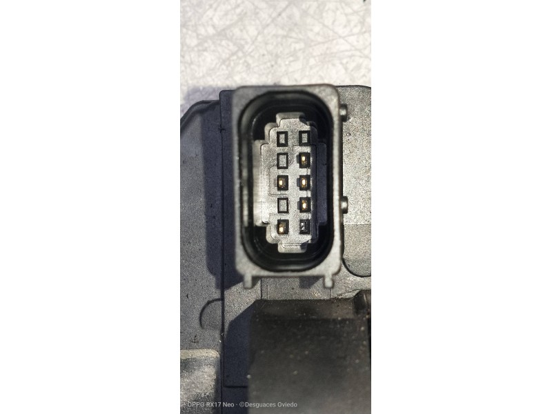 Recambio de motor cierre centralizado trasero derecho para opel zafira tourer selective referencia OEM IAM 13579566  