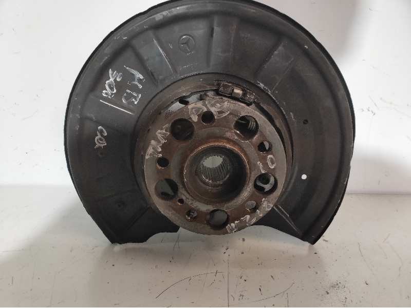 Recambio de mangueta trasera derecha para mercedes clase cls (w218) cls 350 cdi be (218.323) referencia OEM IAM   2043503506