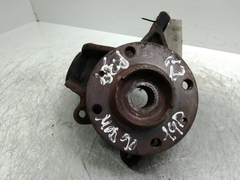 Recambio de mangueta delantera izquierda para peugeot 309 vital referencia OEM IAM   