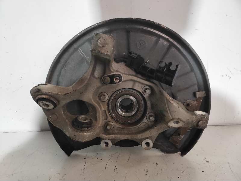 Recambio de mangueta trasera derecha para mercedes clase cls (w218) cls 350 cdi be (218.323) referencia OEM IAM   2043503506