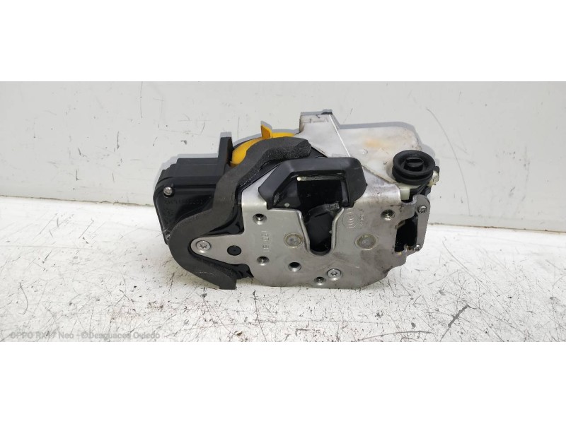 Recambio de motor cierre centralizado trasero izquierdo para opel zafira tourer selective referencia OEM IAM   