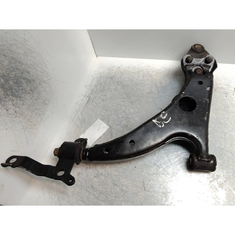 Recambio de brazo suspension inferior delantero derecho para toyota corolla 1.8 referencia OEM IAM   