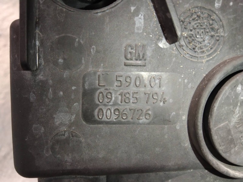 Recambio de faro antiniebla izquierdo para opel vectra c berlina club referencia OEM IAM 09185794 0096726 