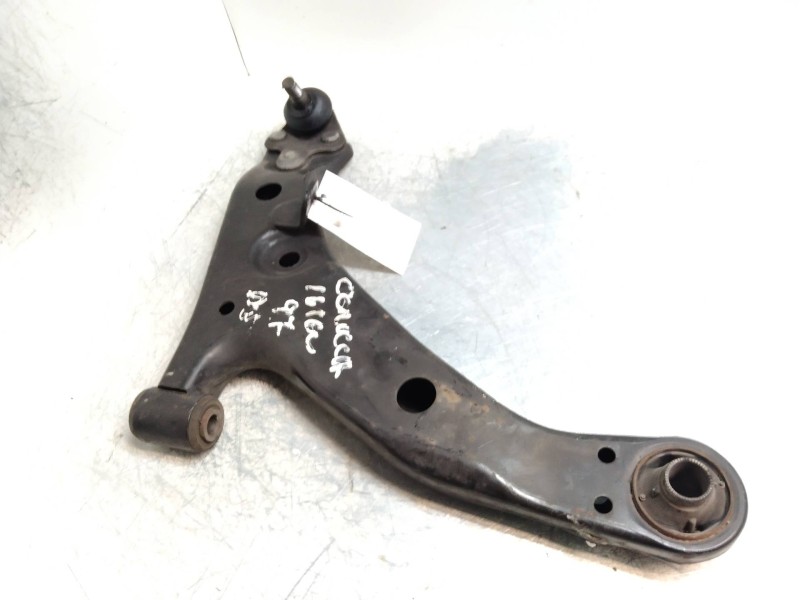 Recambio de brazo suspension inferior delantero derecho para toyota corolla (e11) 1.6 16v referencia OEM IAM   