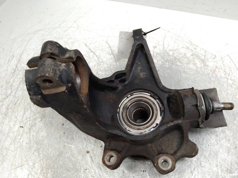 Recambio de mangueta delantera derecha para peugeot 405 berlina 1.9 cat referencia OEM IAM   