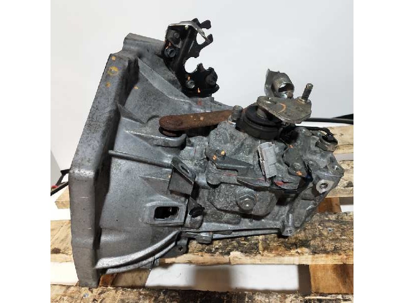 Recambio de caja cambios para peugeot 107 rc-line referencia OEM IAM 20TT01 0913984 