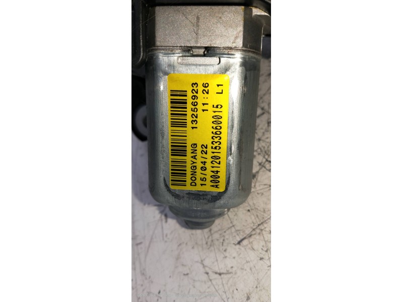 Recambio de motor limpia trasero para opel zafira tourer selective referencia OEM IAM   
