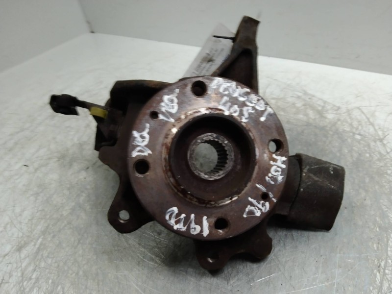 Recambio de mangueta delantera izquierda para peugeot 405 berlina 1.9 turbodiesel referencia OEM IAM   