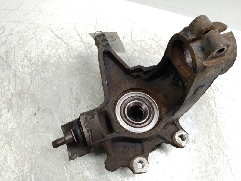 Recambio de mangueta delantera izquierda para peugeot 405 berlina 1.9 turbodiesel referencia OEM IAM   