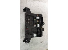 Recambio de caja reles / fusibles para opel zafira tourer selective referencia OEM IAM 13449202 365927271 