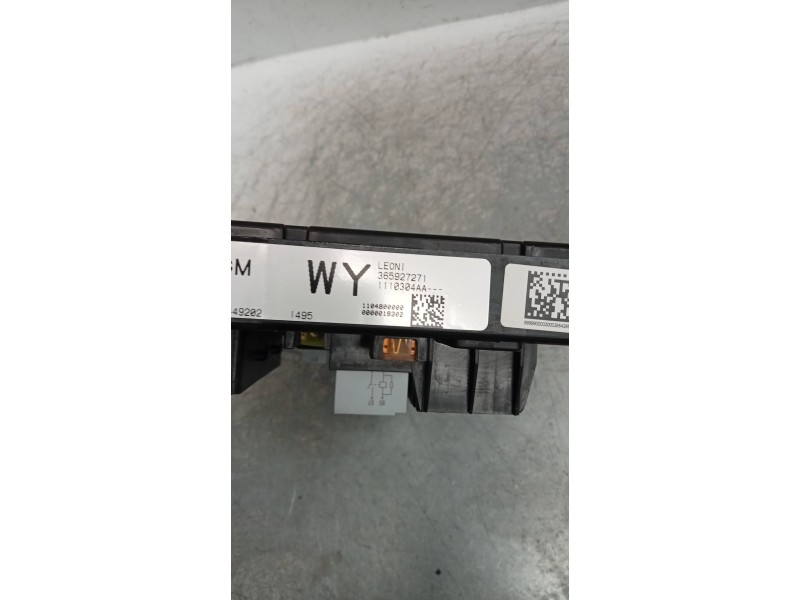 Recambio de caja reles / fusibles para opel zafira tourer selective referencia OEM IAM 13449202 365927271 