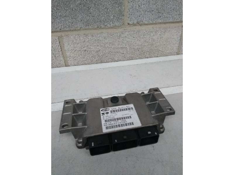 Recambio de centralita motor uce para peugeot 307 cc (s1) 2.0 16v cat referencia OEM IAM IAW6LP151 9654792980 16560174 965471678