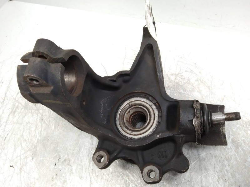 Recambio de mangueta delantera derecha para peugeot 405 berlina 1.9 cat referencia OEM IAM   