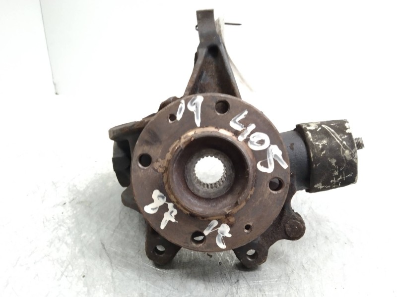 Recambio de mangueta delantera izquierda para peugeot 405 berlina 1.9 cat referencia OEM IAM   