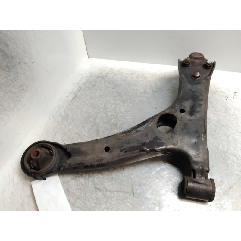 Recambio de brazo suspension inferior delantero derecho para toyota corolla familiar (e12) 1.4 turbodiesel cat referencia OEM IA