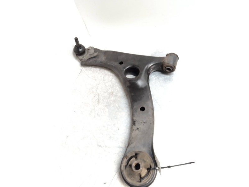 Recambio de brazo suspension inferior delantero izquierdo para toyota corolla familiar (e12) 1.4 turbodiesel cat referencia OEM 