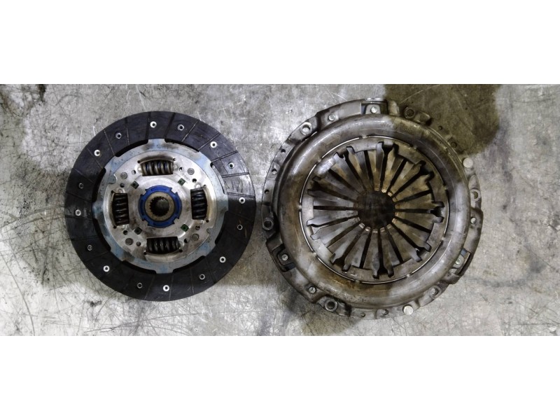 Recambio de kit embrague para fiat doblo (119) 1.3 16v jtd dynamic multijet referencia OEM IAM   