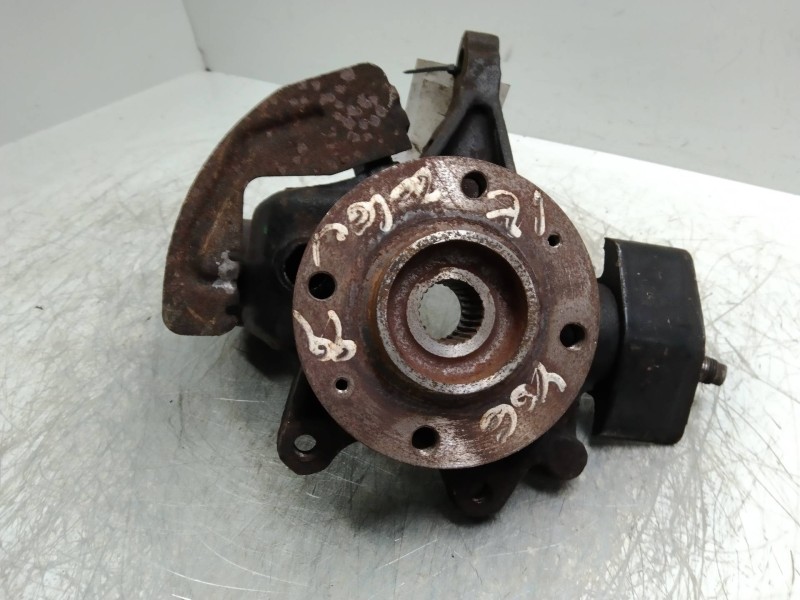 Recambio de mangueta delantera izquierda para peugeot 406 coupe (s1/s2) 2.0 cat referencia OEM IAM   